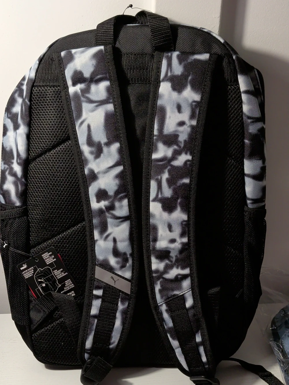 PUMA NWT Backpack 15 In. Blk/Wht